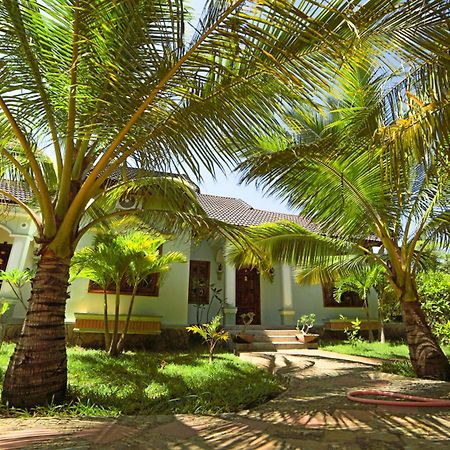 Gold Rooster Resort Phan Rang Exterior foto